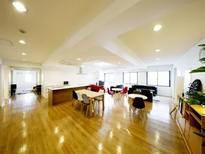 Guesthouse TOHO Learning House - Image 3
