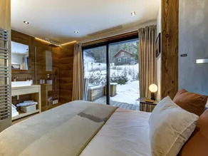 Serene Mountain Chalet, Chamonix Valley - Image 2