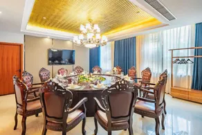 Xiangyang International Hotel - Image 4