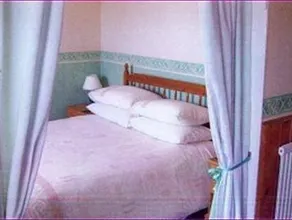 Elloe Lodge - Image 2