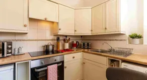 Luxury Apartment - 18 Lansdown Crescent - Image 4