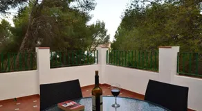 Ardales Park Apartments - Image 3