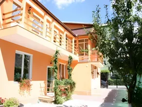 Suri Guesthouse - Image 4