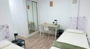 Modern apartment in Malaga - Rosas - Image 2