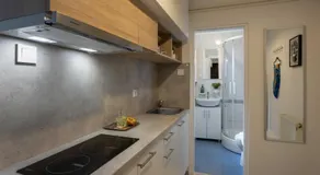 Modern studio near City Center - Image 5