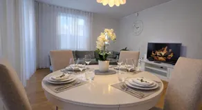 City Center Bright Home - Image 4