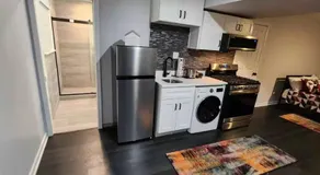 Private Cozy Modern Studio in Roswell - Image 4