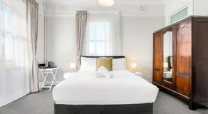 Grand View Hotel - Image 2