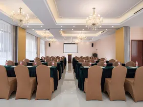 Vienna Hotel Guangxi Yulin Rong County Guinan Road - Image 2