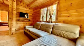 Chalet bois jacuzzi - Image 2