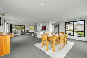 4 Bedroom House - Gorgeous View - Image 5