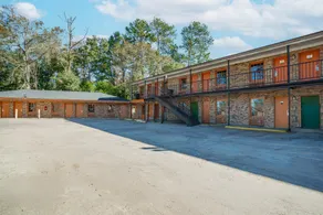 Southern Inn By OYO Walterboro I-95 - Image 4