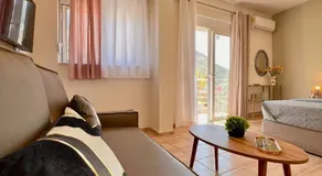 Christiana's Beach Apartment - Image 2