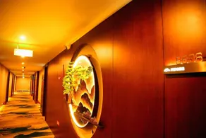 Qinlong Hotel - Image 5