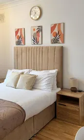 New 3-bedroom Entire home with lounge, and Garden! - Image 2