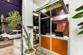 SPOT ON 49974 Gurumehar Residency - Image 2