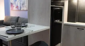 Modern Apartment Downtown Athens - Image 2