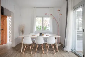 Gorgeous beach side house. - Image 3