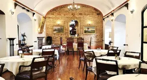 Colonial Hotel Boutique - Image 5