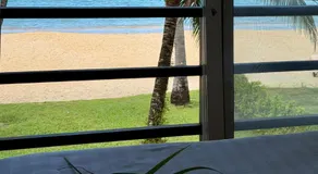 Tankini Beachfront Villa - Image 5
