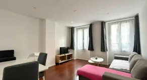 Chez Nolan - Image 1