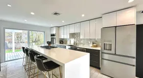 Arlington Beach House - by Yale - Image 2