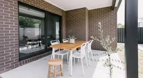 King Bed, 3 Beds, 2 bath, Sleeps 6 - Image 4