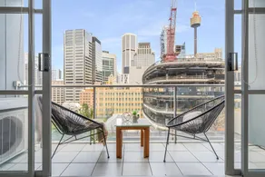 A Stylish Apt City Views Next To Darling Harbour - Image 3