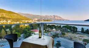 DeLux and Urban apartments Hotel Tre Canne Budva - Image 5