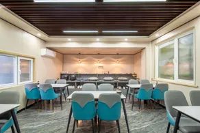 Beindn Select Hotel - Image 5