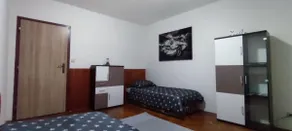 Apartmán priamo v centre mesta Levice - Image 3