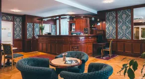 Elysee Hotel - Image 4