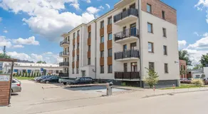 Lead Apartment - Image 4