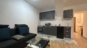 Lovely 1BR &1LR Apt with WiFi Near Amusement Park - Image 2