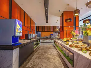Hampton by Hilton Wuhan railway Station - Image 3