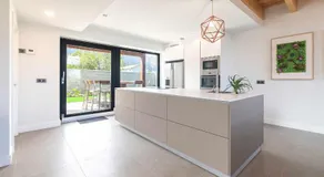 Villa Llanes Jardín y Piscina Privada – La Raizona - Image 2