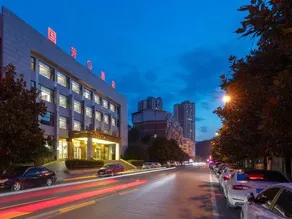 Guofang Hotel - Image 5