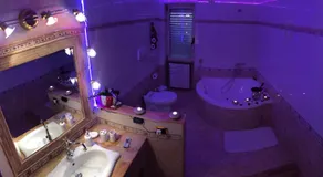 B&B Planet - Image 3