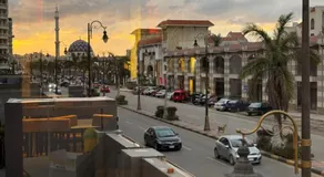 شقة 2 غرفة كبيرة ترى البحر مباشر مكيفة وسط المدينة بورسعيد - Image 3