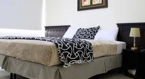 Hotel Doral - Image 2