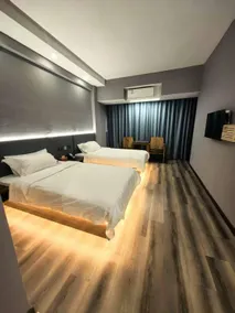 Sunshine Hostel - Image 2