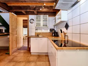 Peaceful Holiday Home in Bütgenbach with Terrace - Image 4