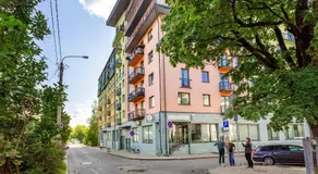 #inVilnius - Spacious & Bright 1BDR Apartment Shopping District with Parking - Image 3