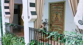 El Patio Courtyard House - Image 5