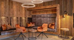 Sun Lodge - Image 2