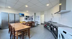 Thuja Apartments Karlsruhe-Neureut by KurzZeit - Image 5