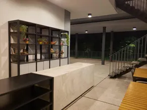 JWK Deluxe Queen Room with Panorama Mountain View - Image 3