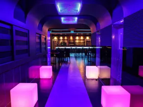 Check Inn Hotel - Image 5