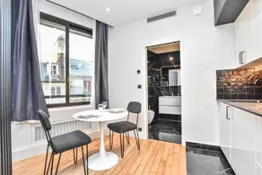Chic studio w/ jacuzzi - 2P - Opera - Image 4