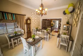 Grey Manor Guesthouse - Image 3